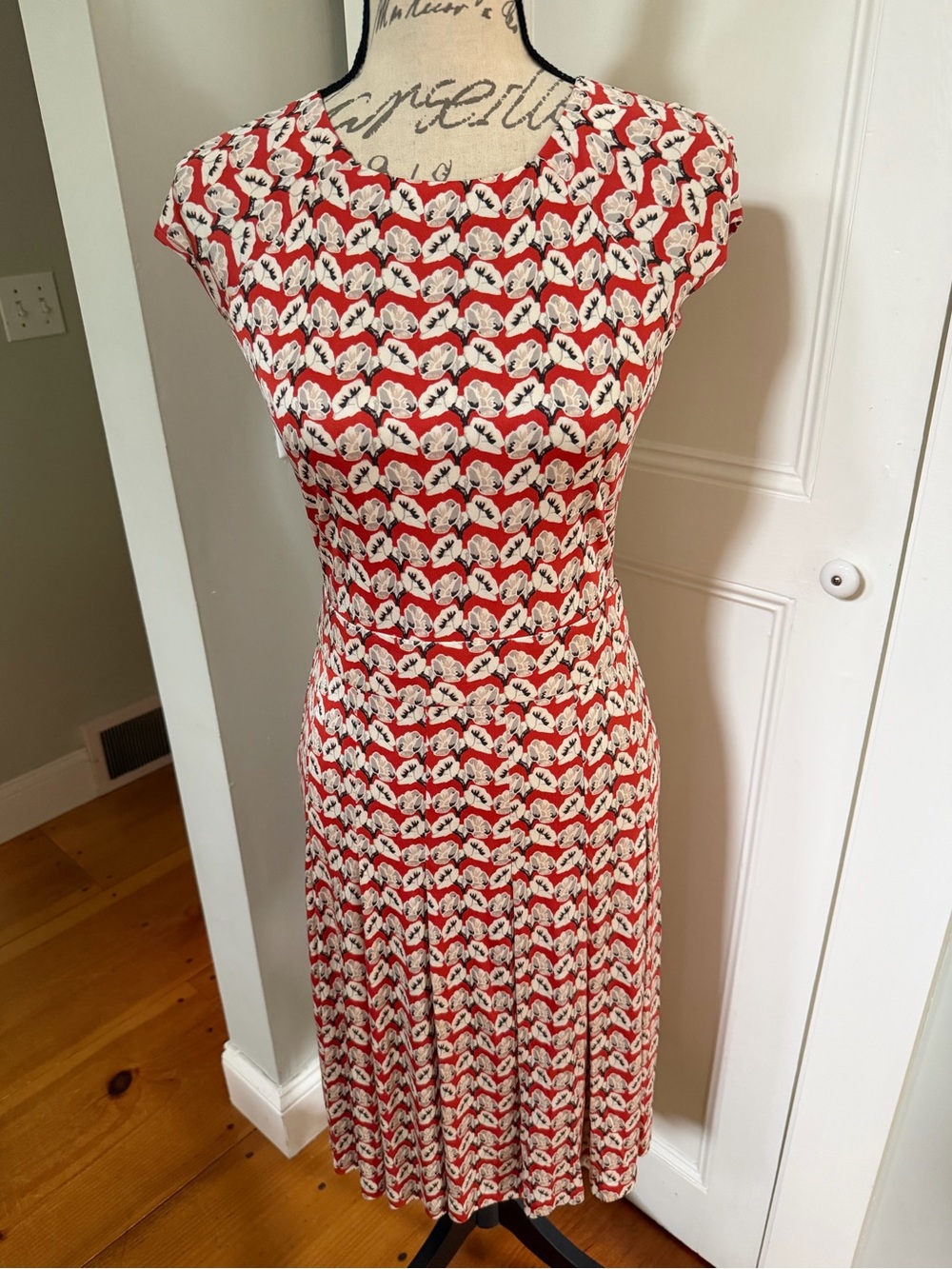 Tory Burch Sophia Poppy Floral Print Silk Dress. Women's Size: XS.